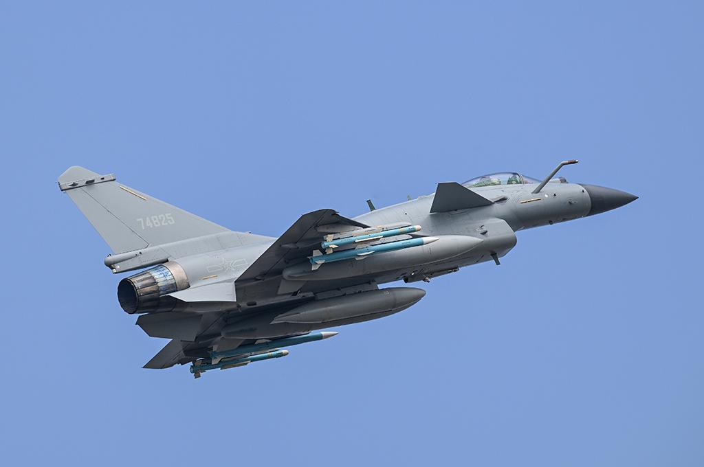 chinese-airforce-fighters